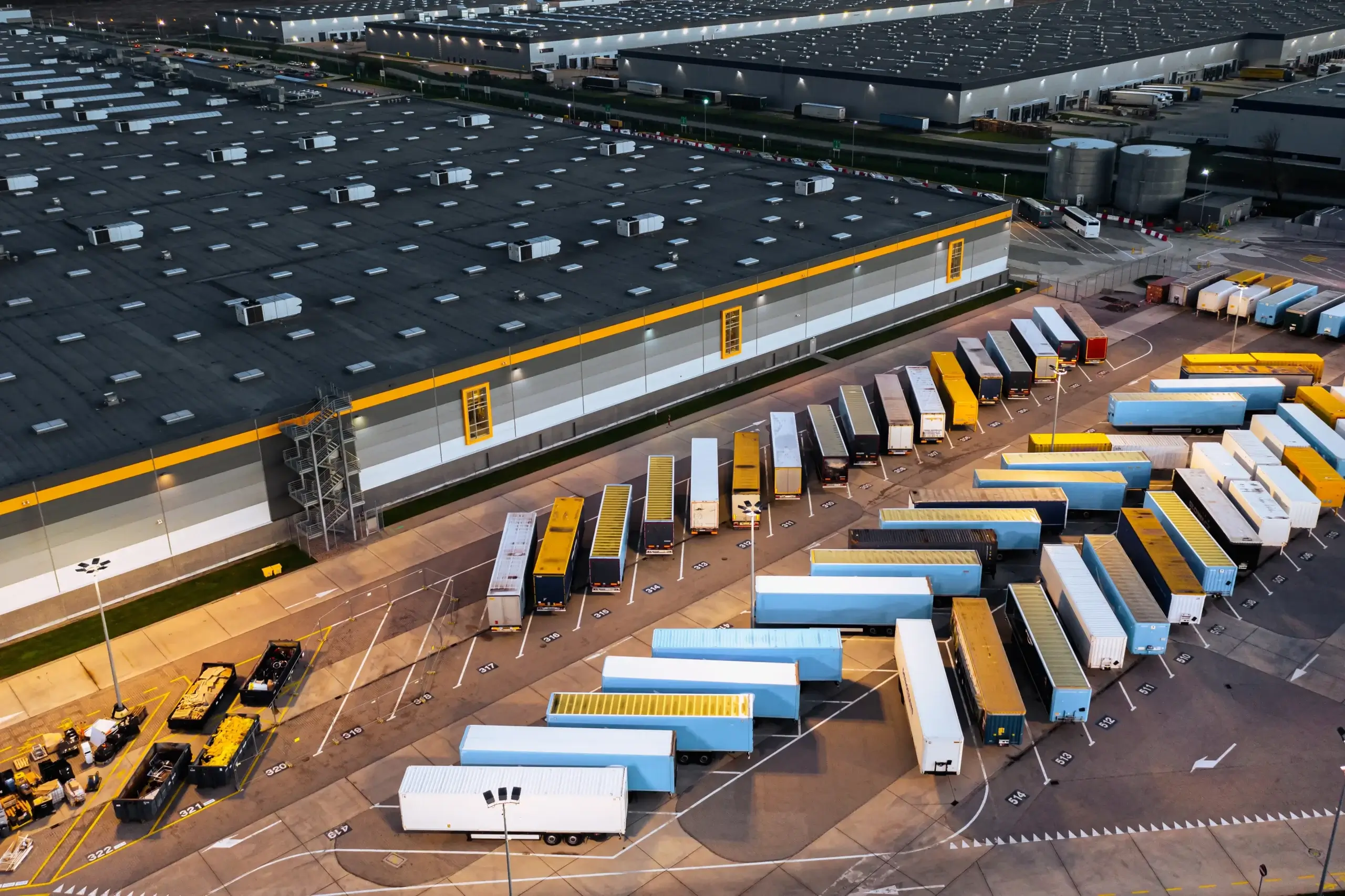 Managing Risks and Unlocking Energy Efficiency for a Large Warehouse